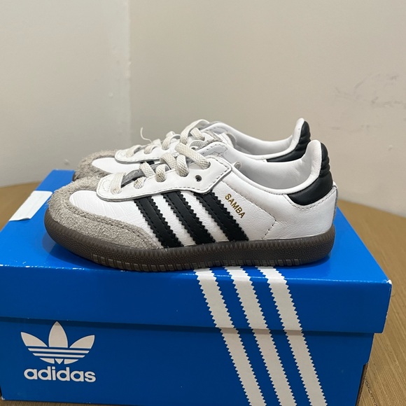 Adidas Toddler Sambas - Picture 6 of 6